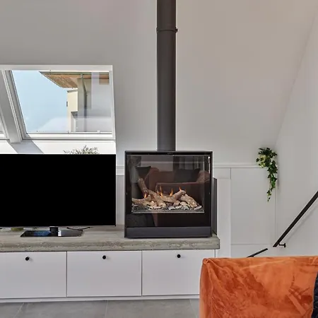 Strandparel Luxueus Duplex Met 2 Terrassen En Parking Apartment