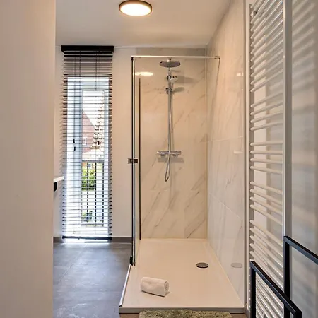 Strandparel Luxueus Duplex Met 2 Terrassen En Parking Apartment