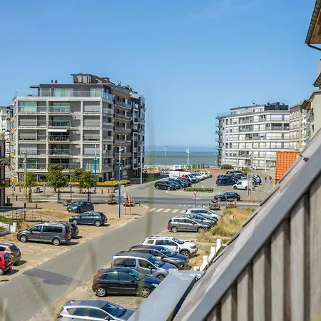 Strandparel Luxueus Duplex Met 2 Terrassen En Parking Apartment